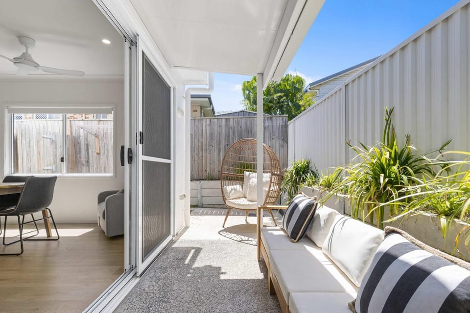 Patio, Spring, Garden, Balcony/Terrace, Garden view