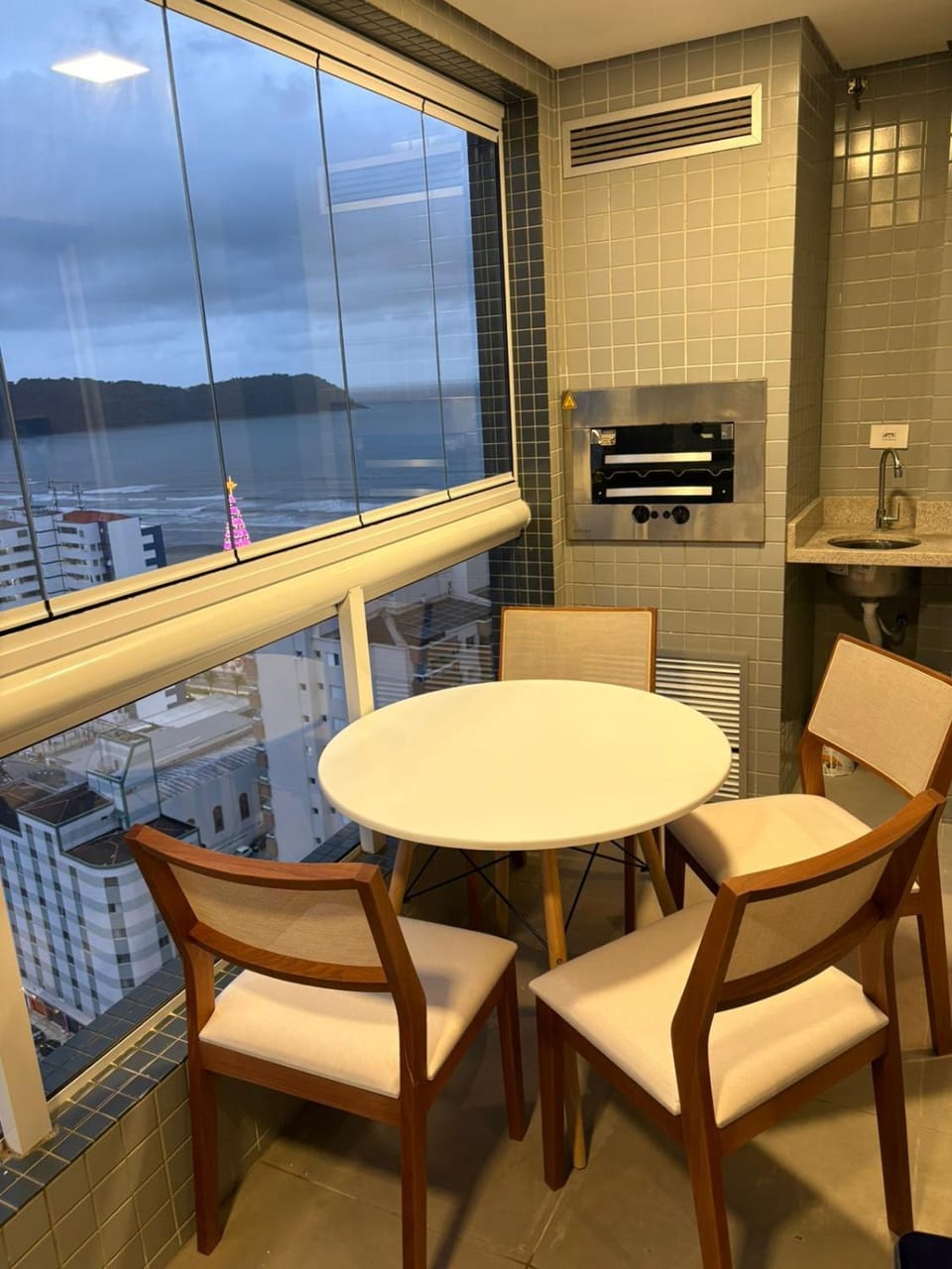 Piemax Boqueirão - 100m Praia Apartment in State of São Paulo