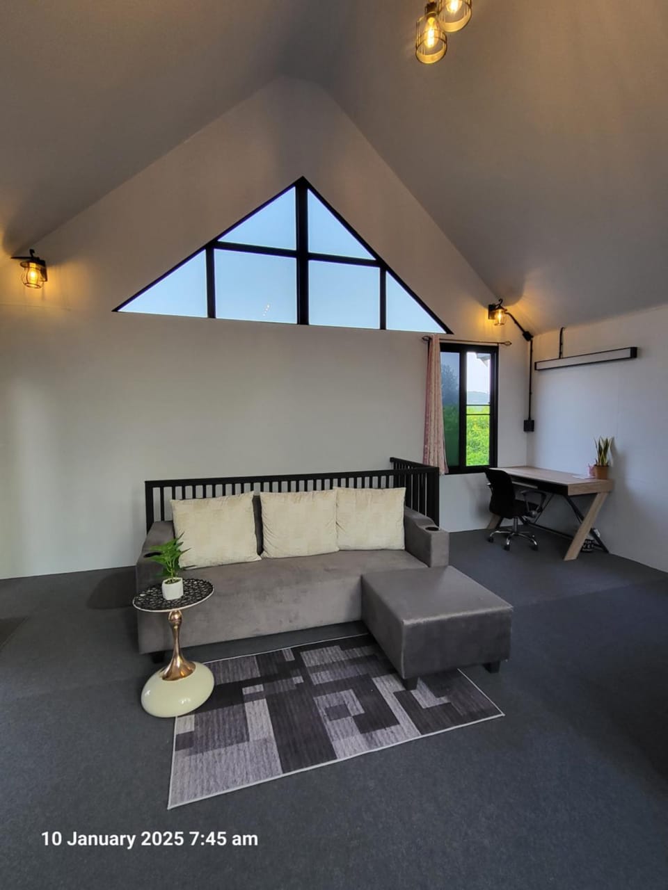 Living in Ping Villa in Thailand
