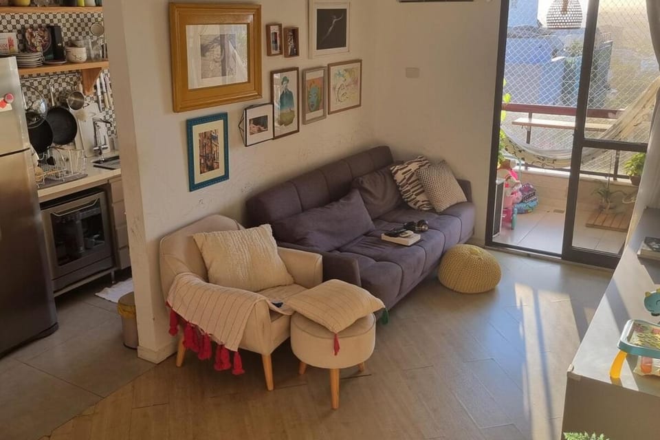 TV and multimedia, Kitchen or kitchenette, Living room