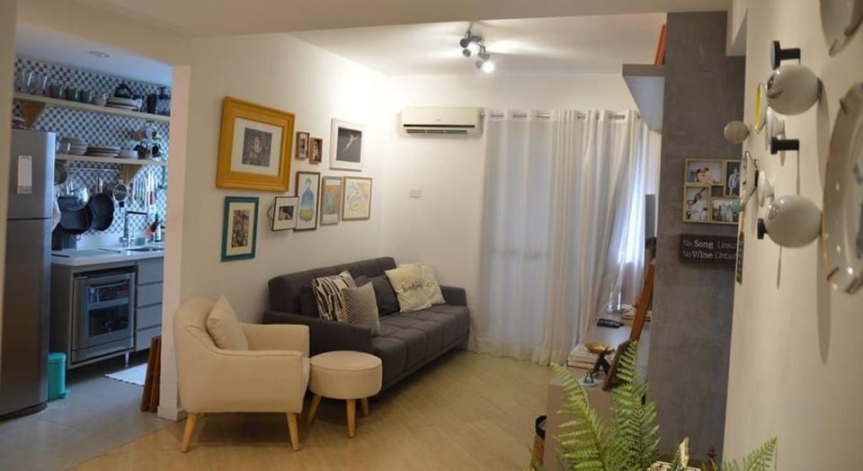 Living room, air conditioner