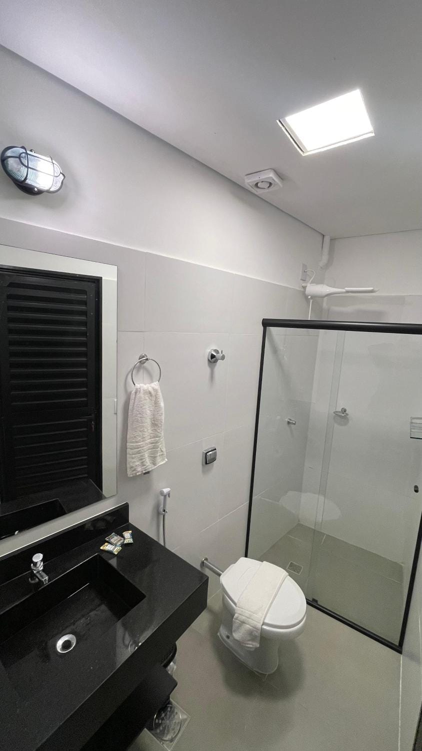 Bathroom, towels