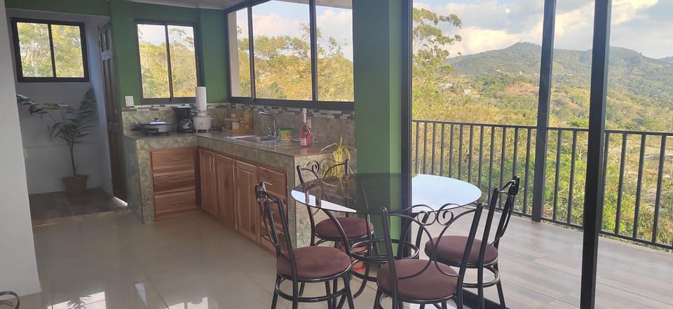 Bella vista Ceci B1 Apartment in San José Province