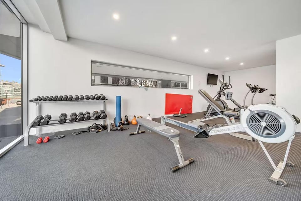 Stylish 1-Bed Retreat Steps from Foreshore Apartment in Canberra