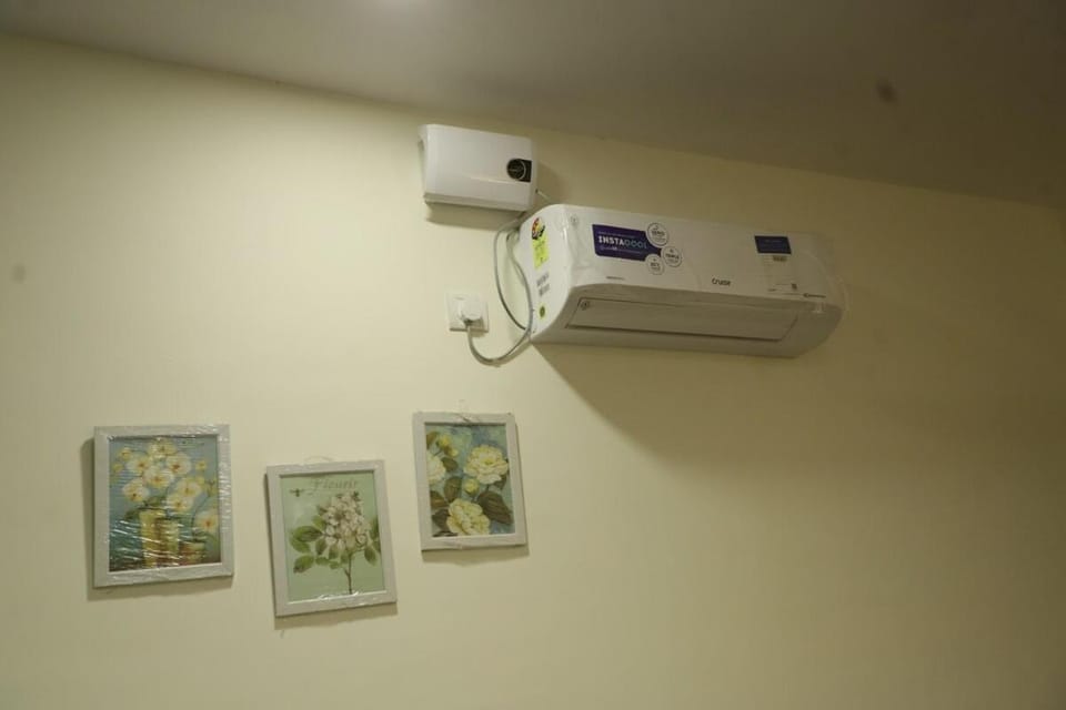Ivy Bliss Studio with Common Pool, B 14, Karjat Apartment in Maharashtra