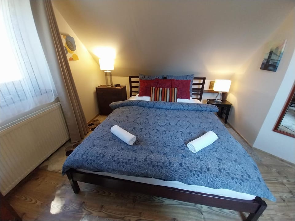 Garden Cottage Zebegény Apartment in Hungary