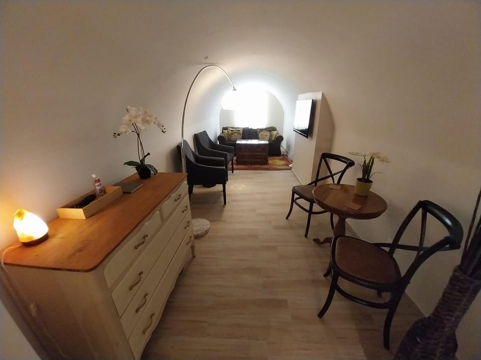 Garden Cottage Zebegény Apartment in Hungary
