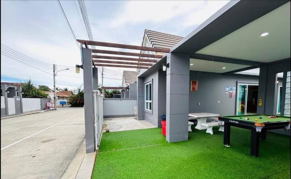 Funny Hua-Hin Pool Villa from beach 4km Villa in Hua Hin District