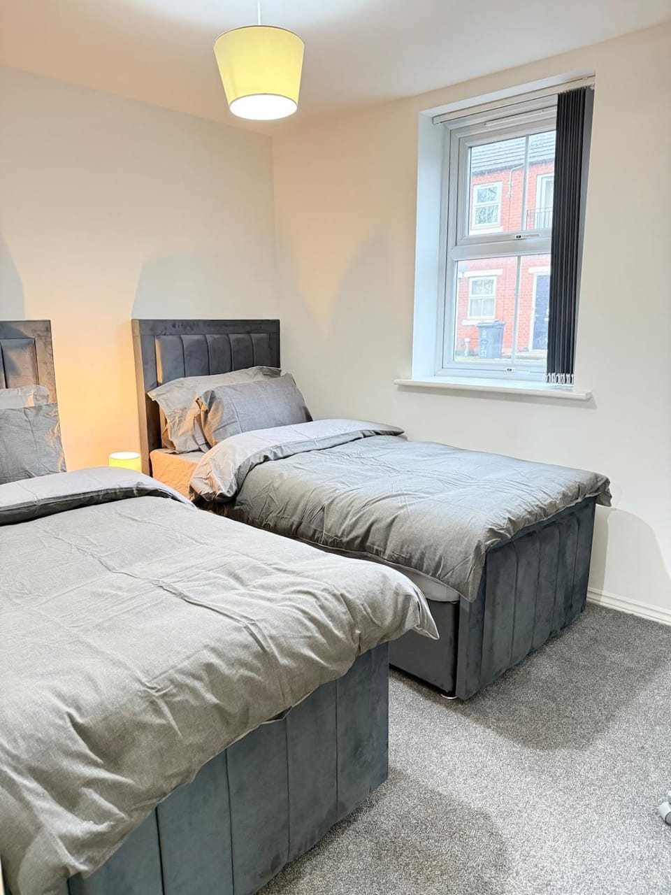 Newly Furnished Modern 2 Bedroom Flat With Free Parking in Humberstone Leicester Apartment in Leicester