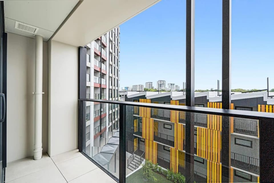 Stunning & Bright Studio in Central - Swimming Pool Apartment in Auckland