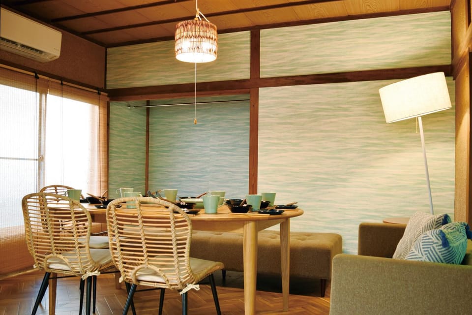 Living room, Dining area