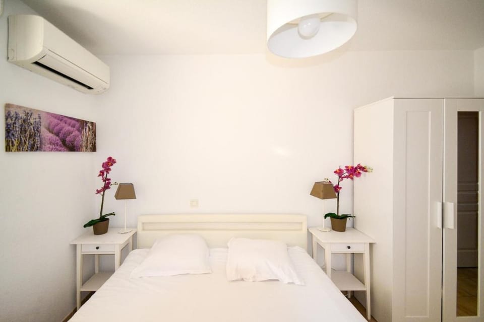 Port Marianne avec terrasse et parking gratuit Apartment in Montpellier