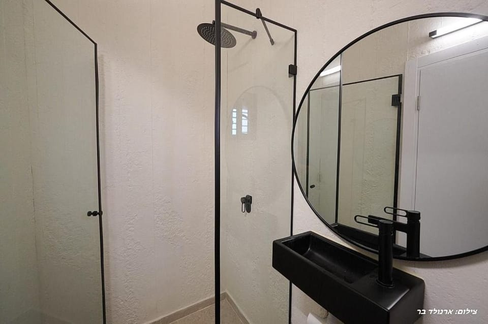 villa tsukey yam Apartment in Netanya