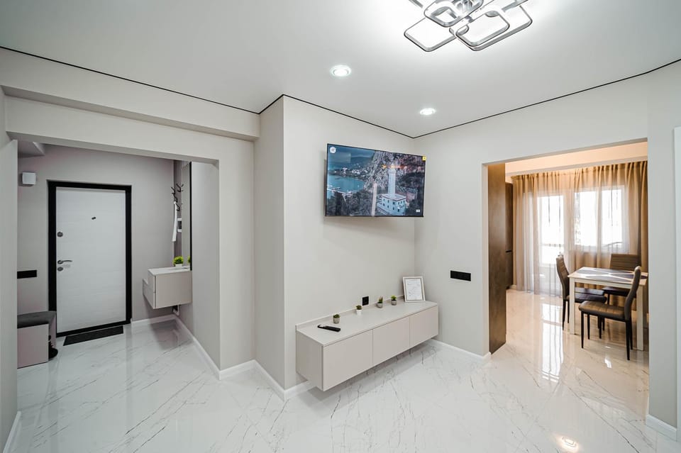 TV and multimedia, Living room, Seating area, Dining area