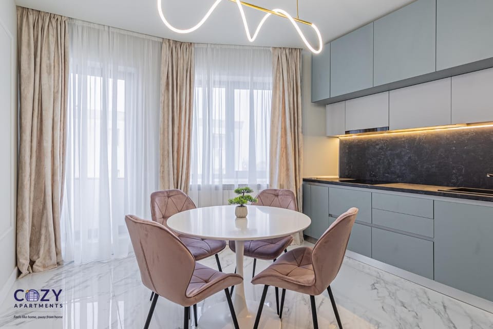 TV and multimedia, Kitchen or kitchenette, Dining area