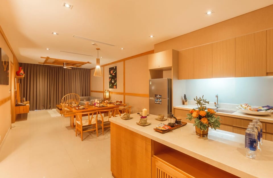 Living room, Seating area, kitchen