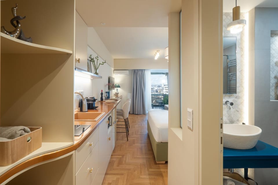 Aelia-Smart central beach flat Apartment in Alimos