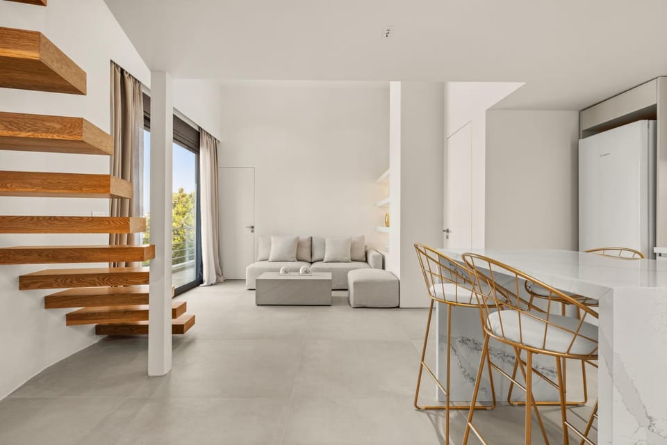 Living room, Seating area, Dinner