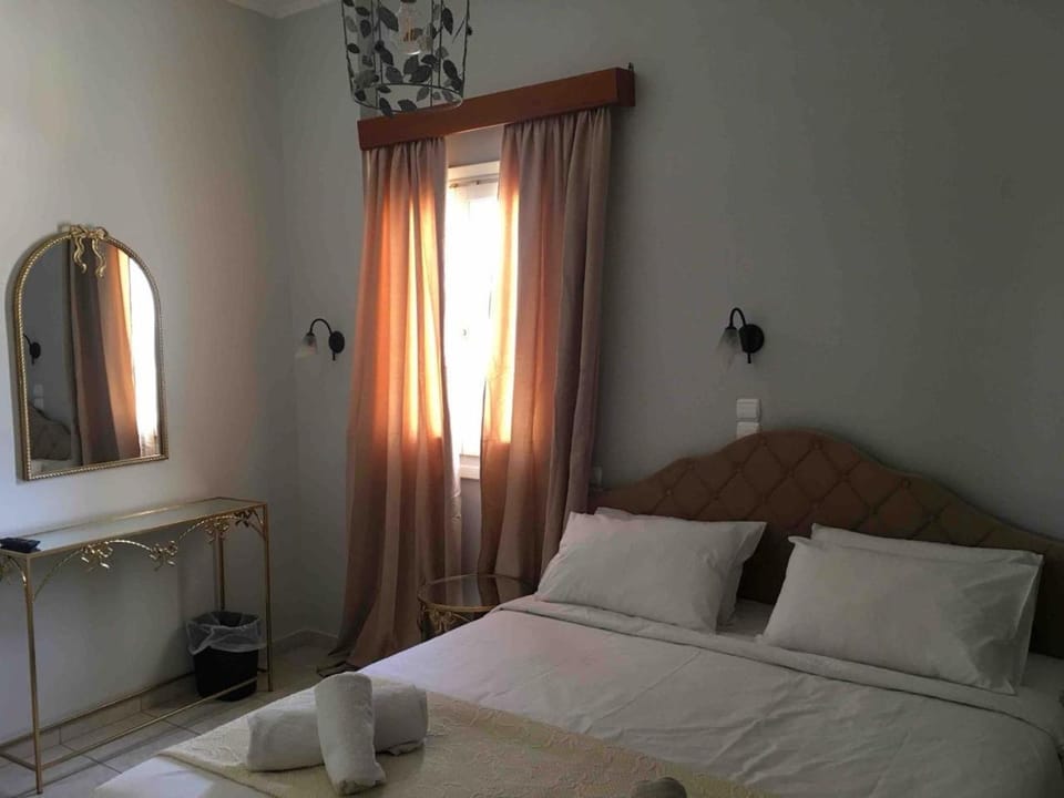 Aegli Hotel in Decentralized Administration of the Aegean
