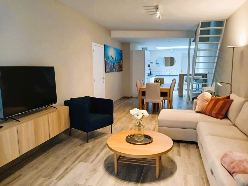 Property building, Living room