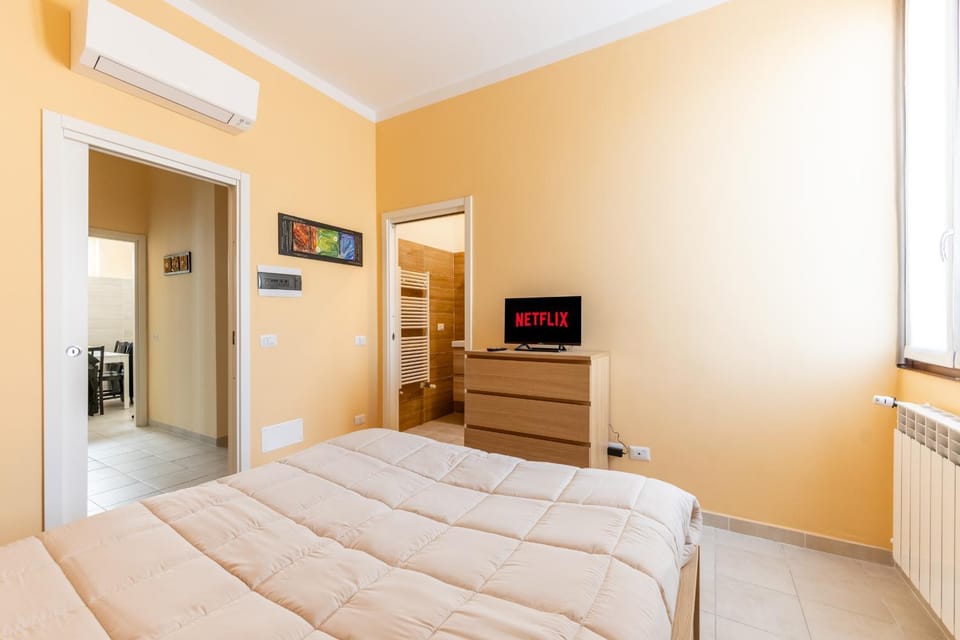 2 Bedrooms Apartment with Wi-Fi-Netflix Apartment in Milan