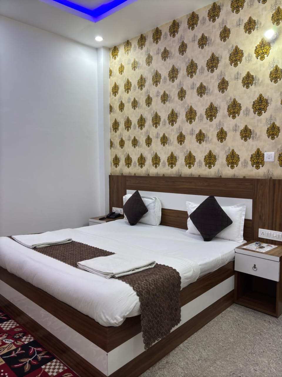Hotel Ramay Palace Hotel in Uttar Pradesh