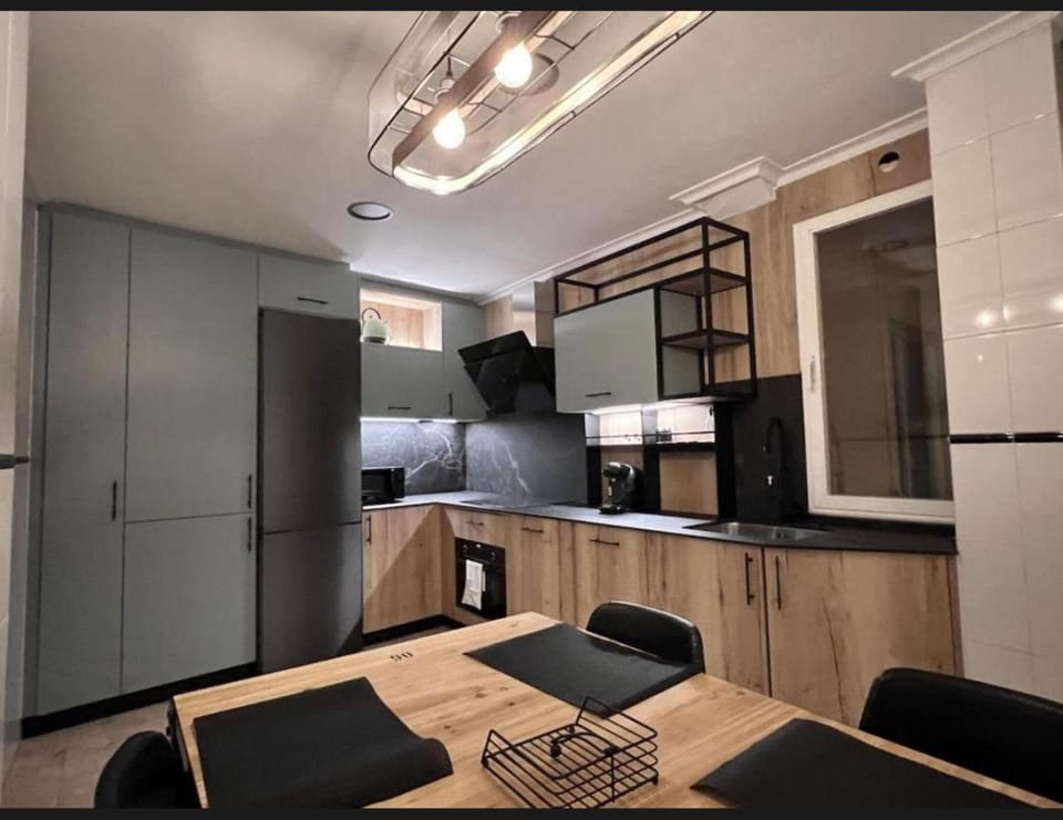 Kitchen or kitchenette, oven, stove