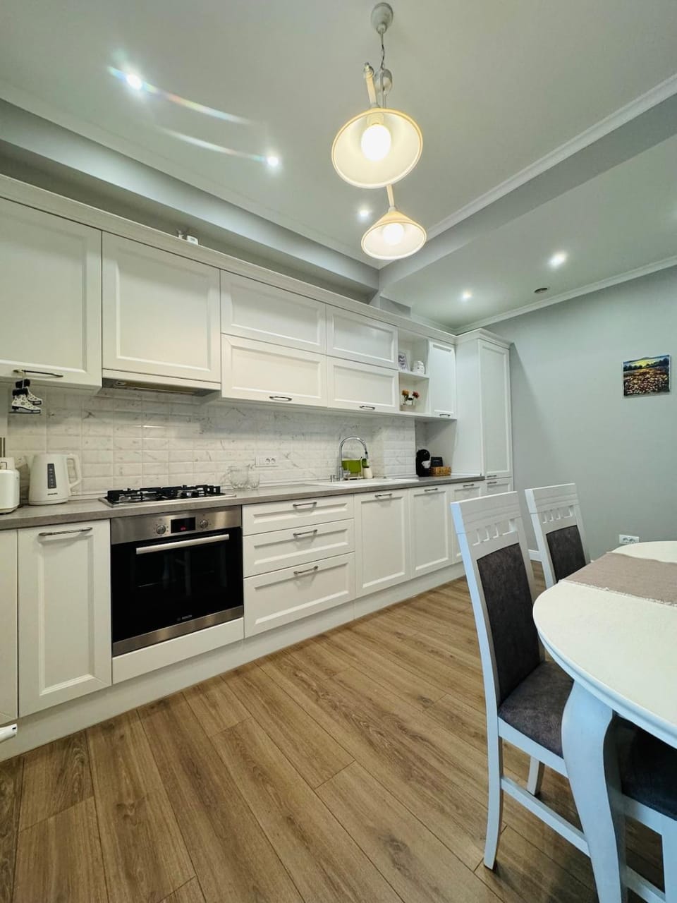 Kitchen or kitchenette, Dining area, minibar, oven, stove, toaster