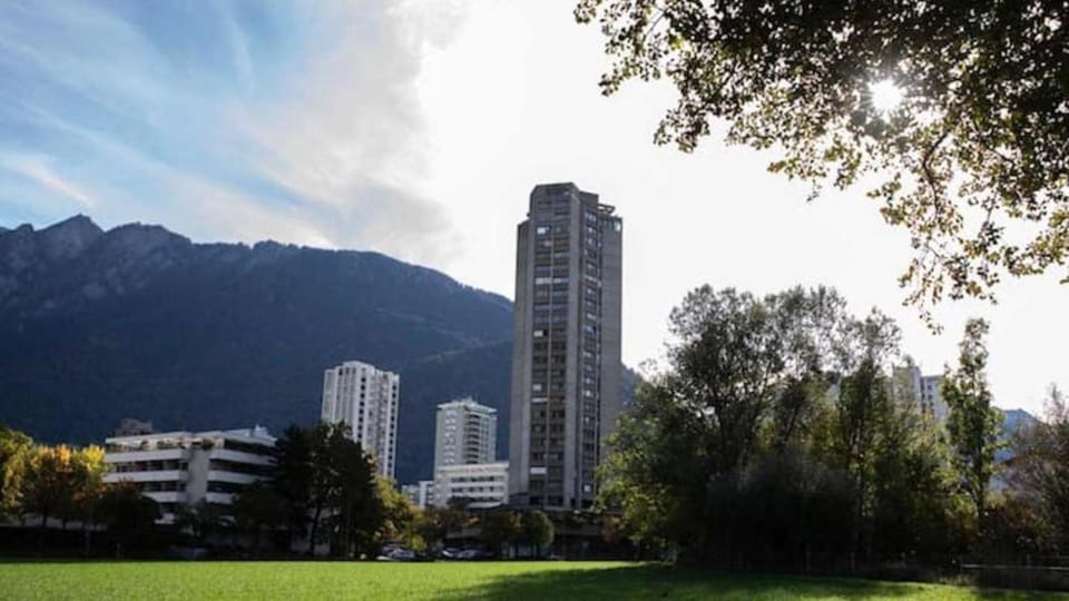 Property building, Nearby landmark, Day, Natural landscape, City view, Mountain view