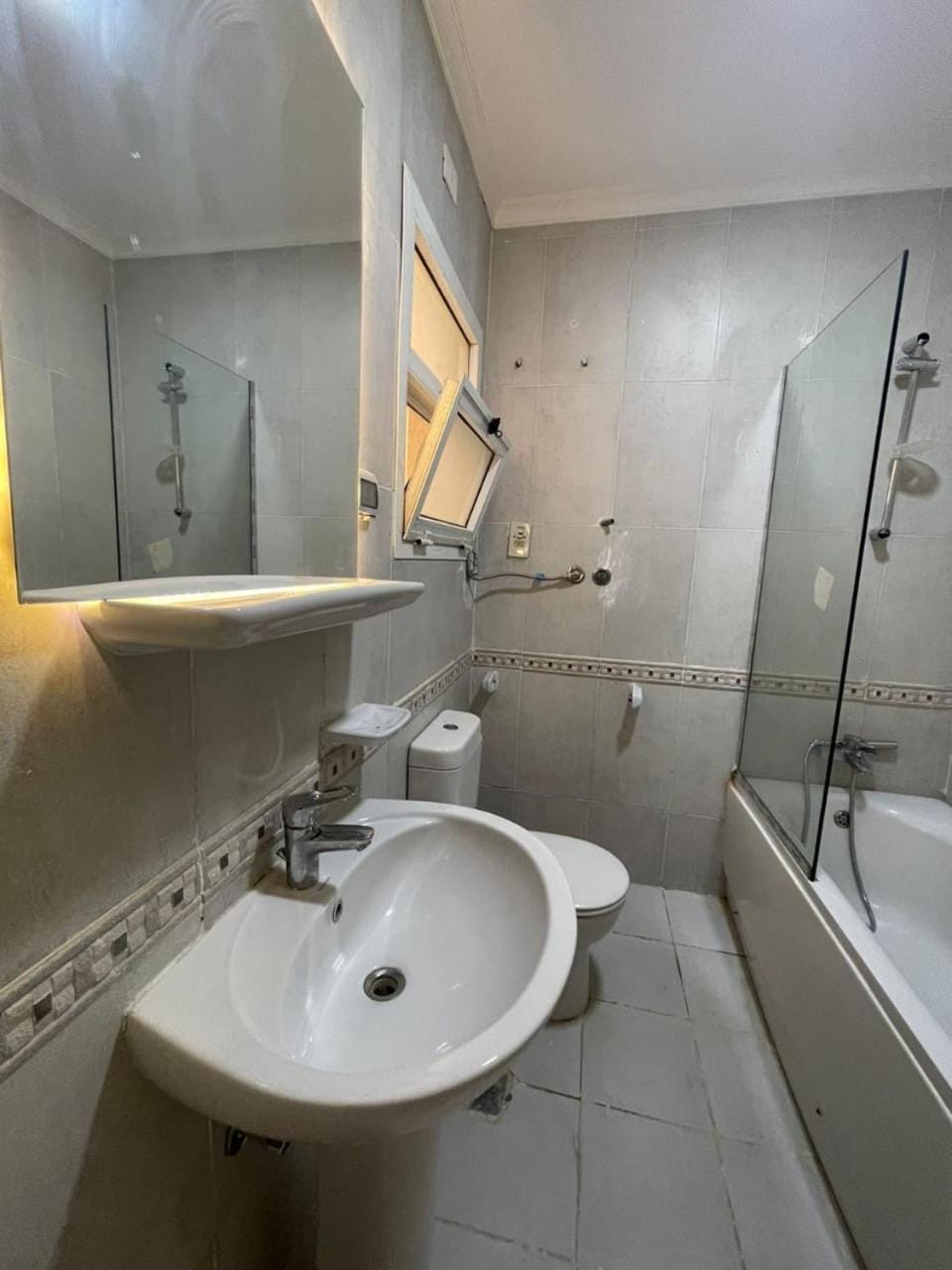 Family 2 bedrooms B6 group 62 Apartment hotel in Cairo Governorate