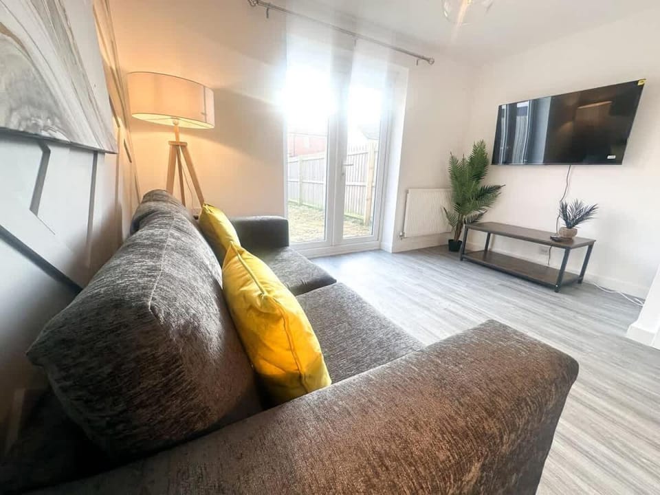 Ruby Place by Blue Skies Stays House in Hartlepool
