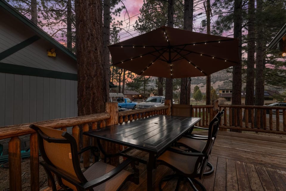 Patio, Dining area