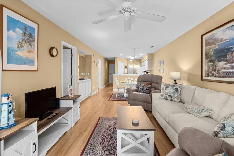 2 Bedroom Golf Villa in Pawleys Island House in South Carolina