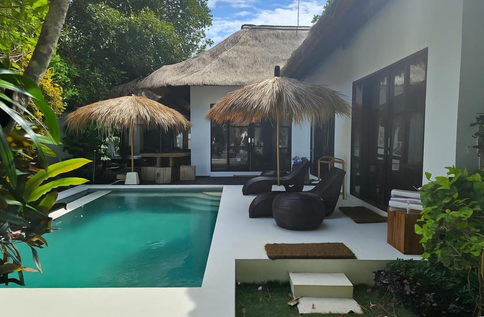 Patio, Swimming pool