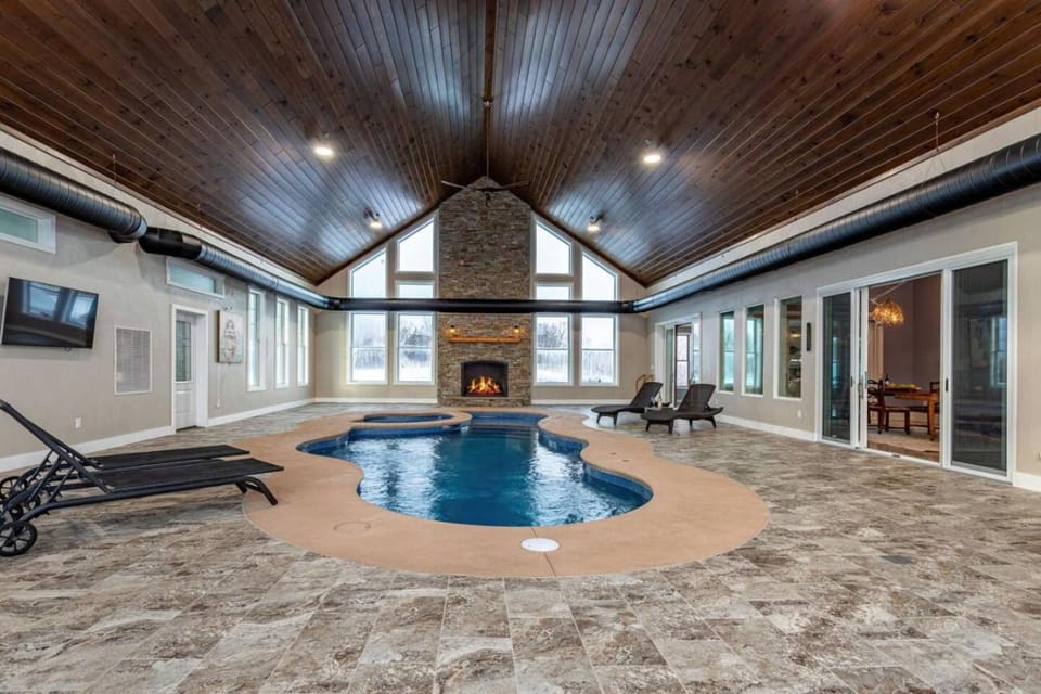 Pool view, Swimming pool