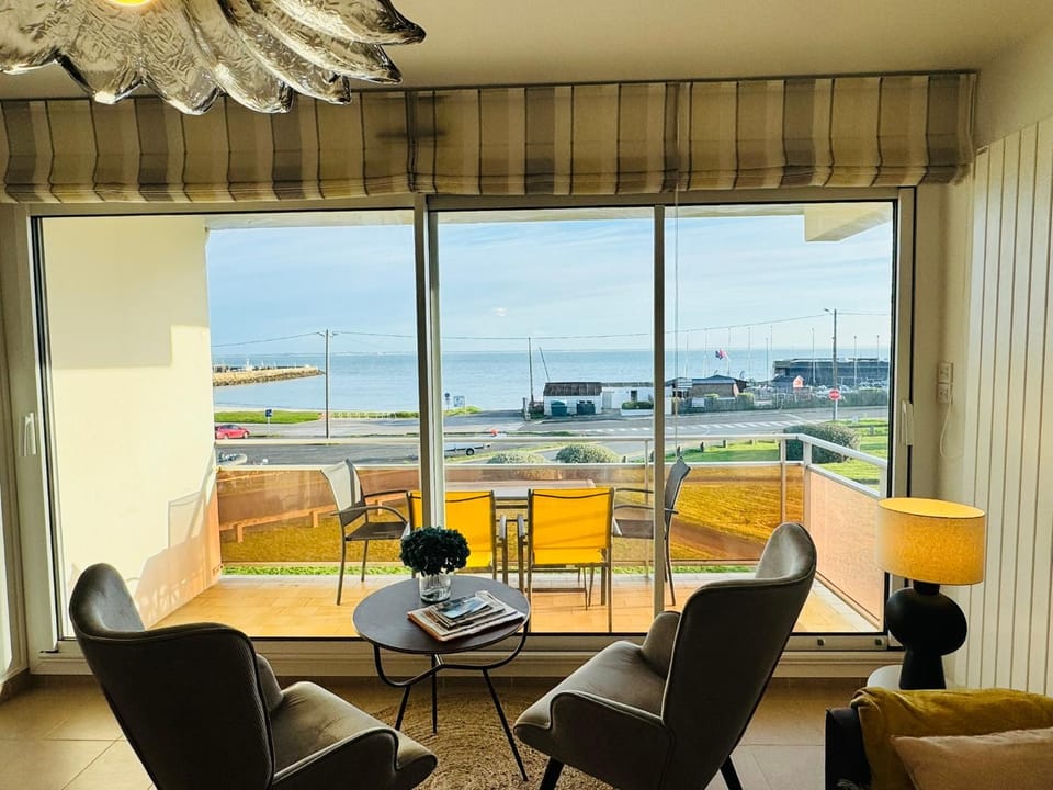 Spacieux 2 pièces vue mer, parking, wifi Apartment in Quiberon