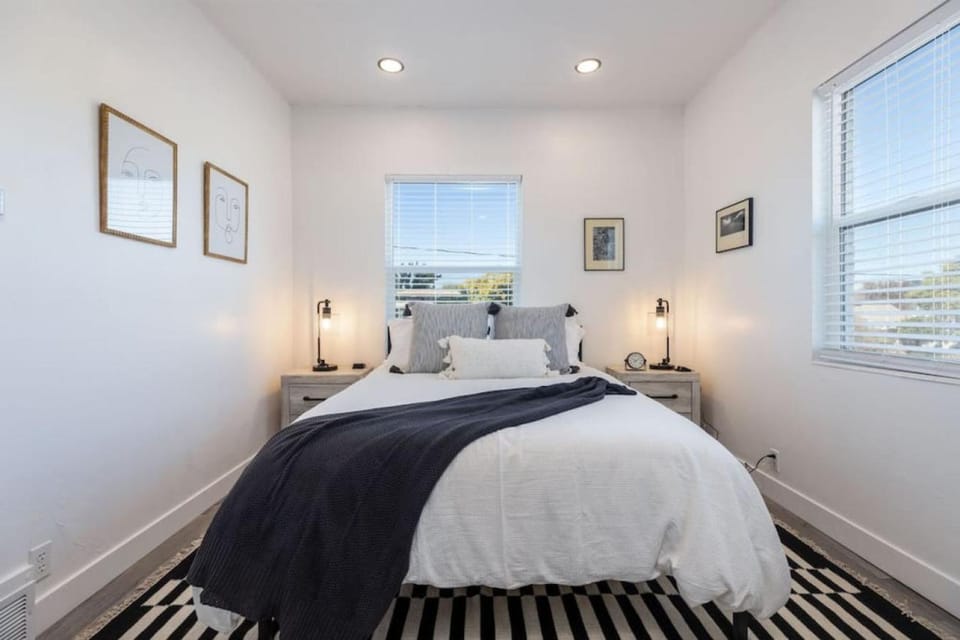 The Barber Suite-Near Downtown 35 Mins to Skiing Apartment in Salt Lake City