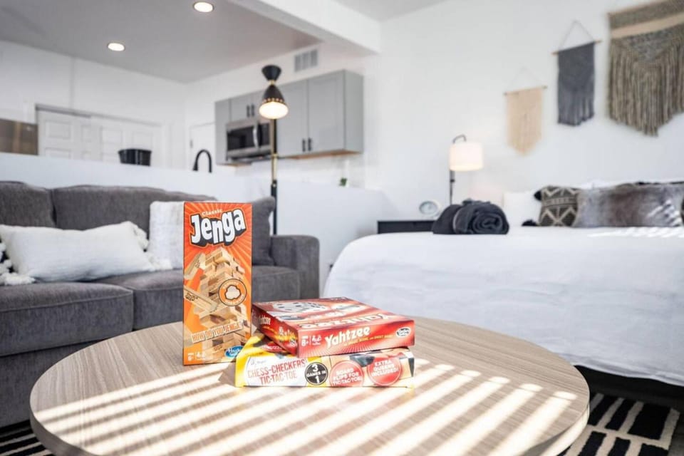 The Barber Loft-Close to Downtown 35 Mins to Ski Apartment in Salt Lake City