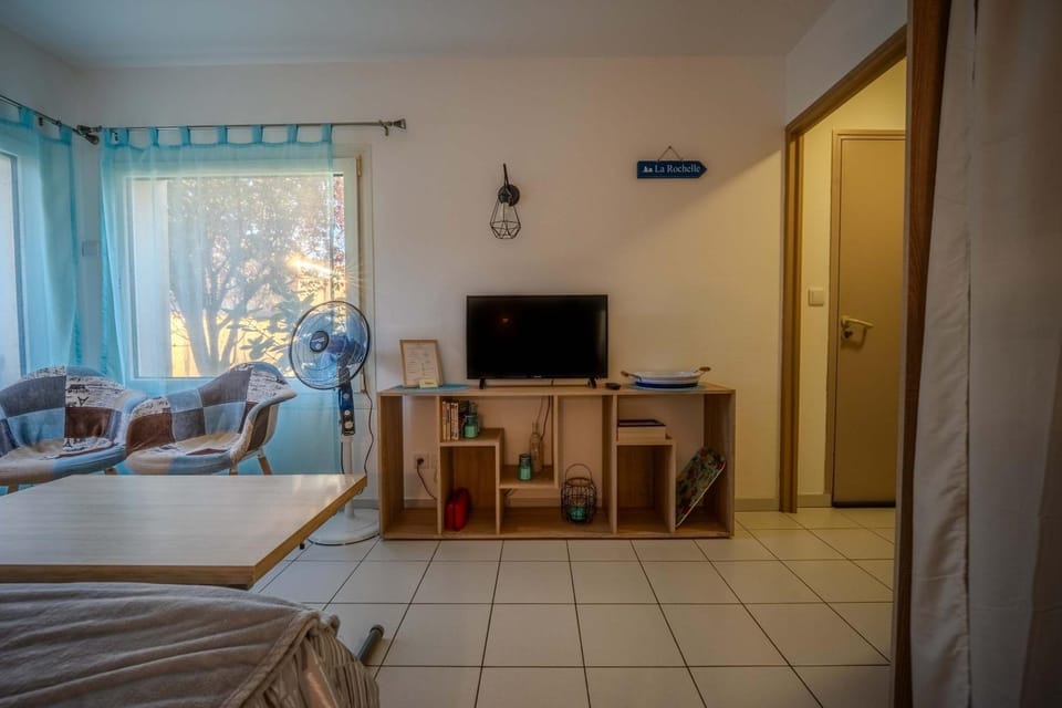 Appartement Dauphin - Résidence Kiwi Apartment in Nouvelle-Aquitaine