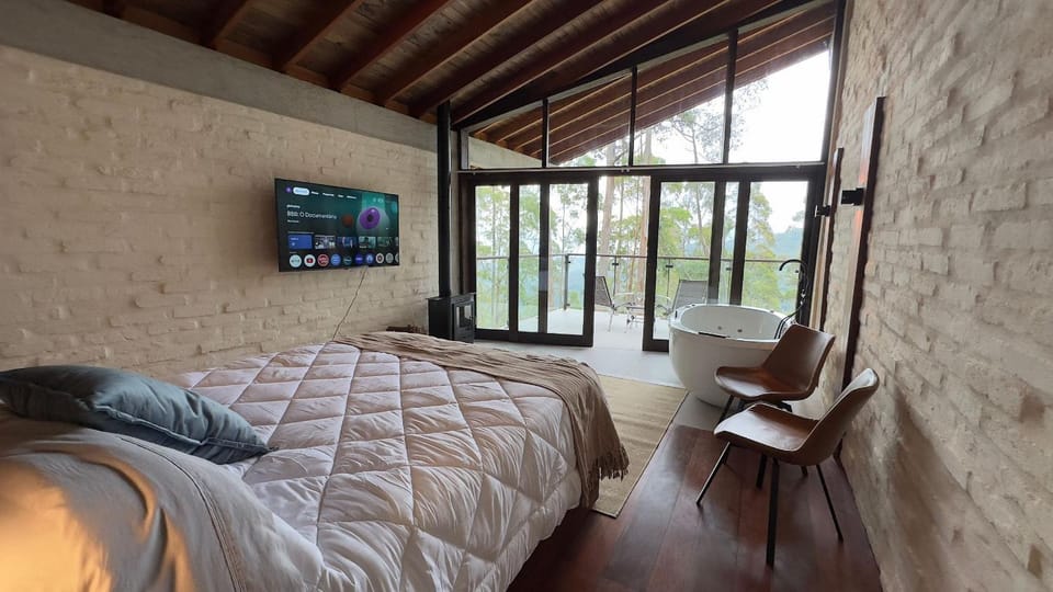 Chalé Manacá com vista e pôr do sol Chalet in State of São Paulo