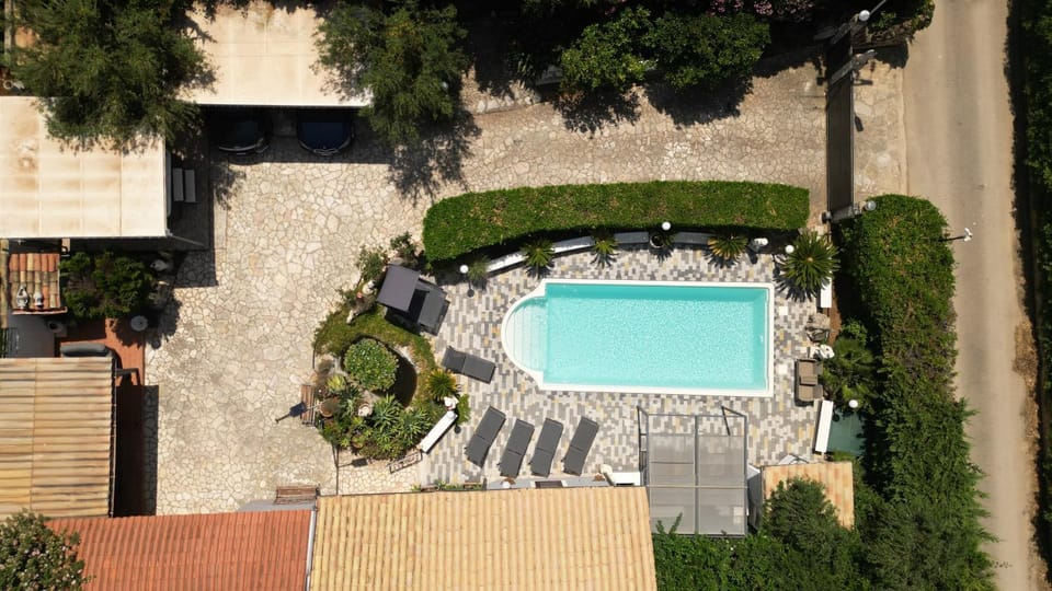 Bird's eye view, Pool view, Swimming pool