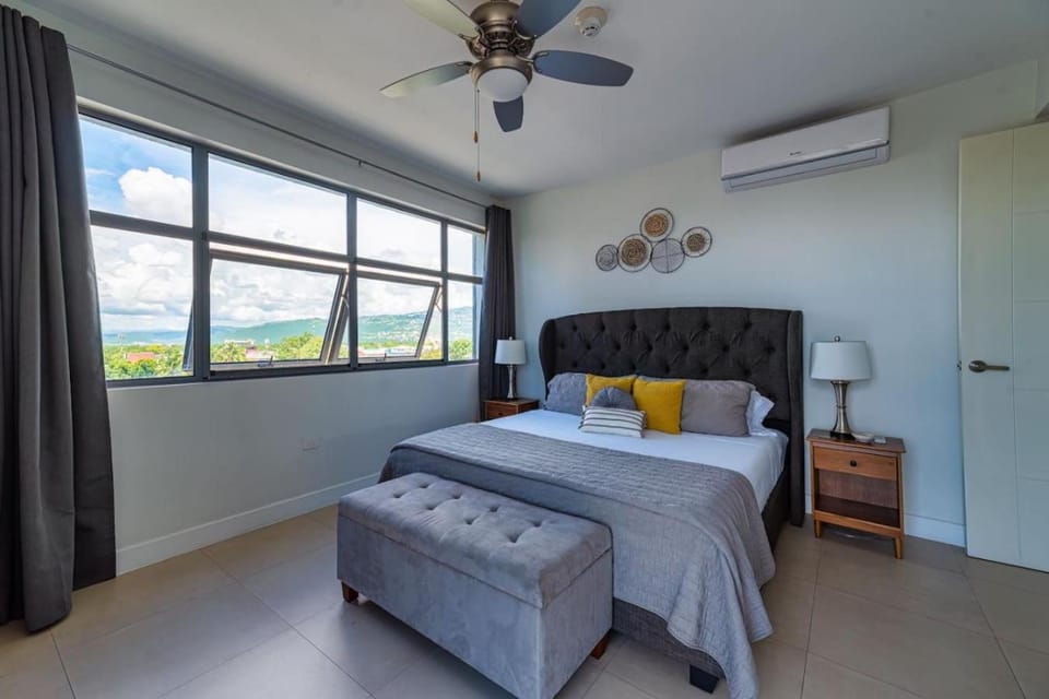 Bed, Photo of the whole room, Bedroom, air conditioner