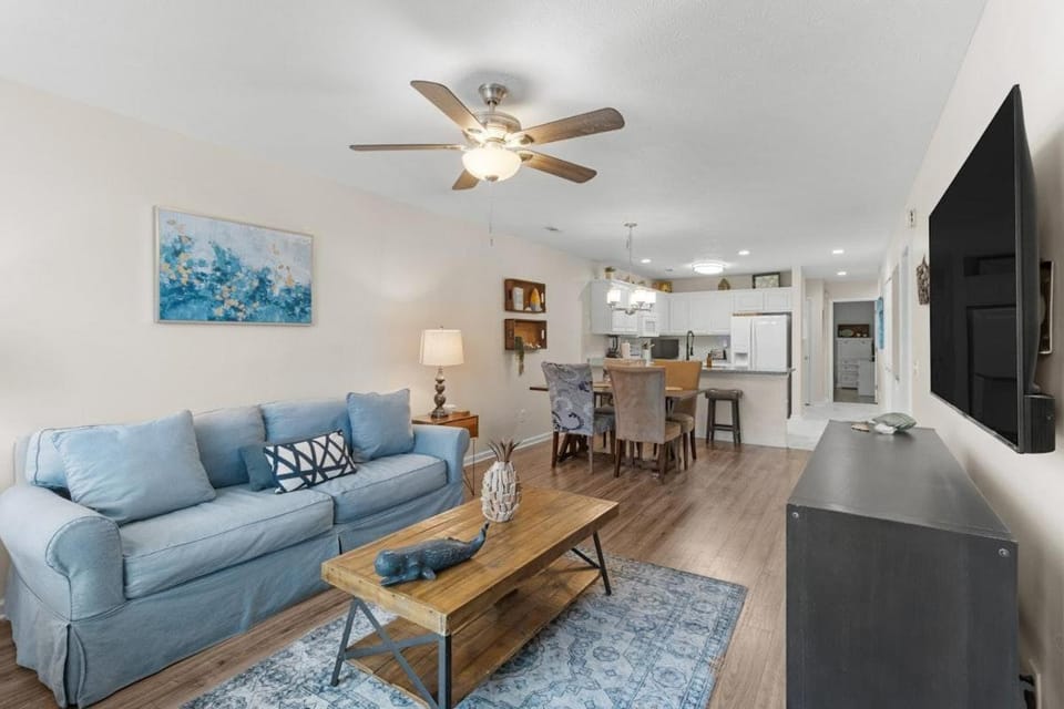 Golf Getaway 3 Bedroom Fairway View House in South Carolina