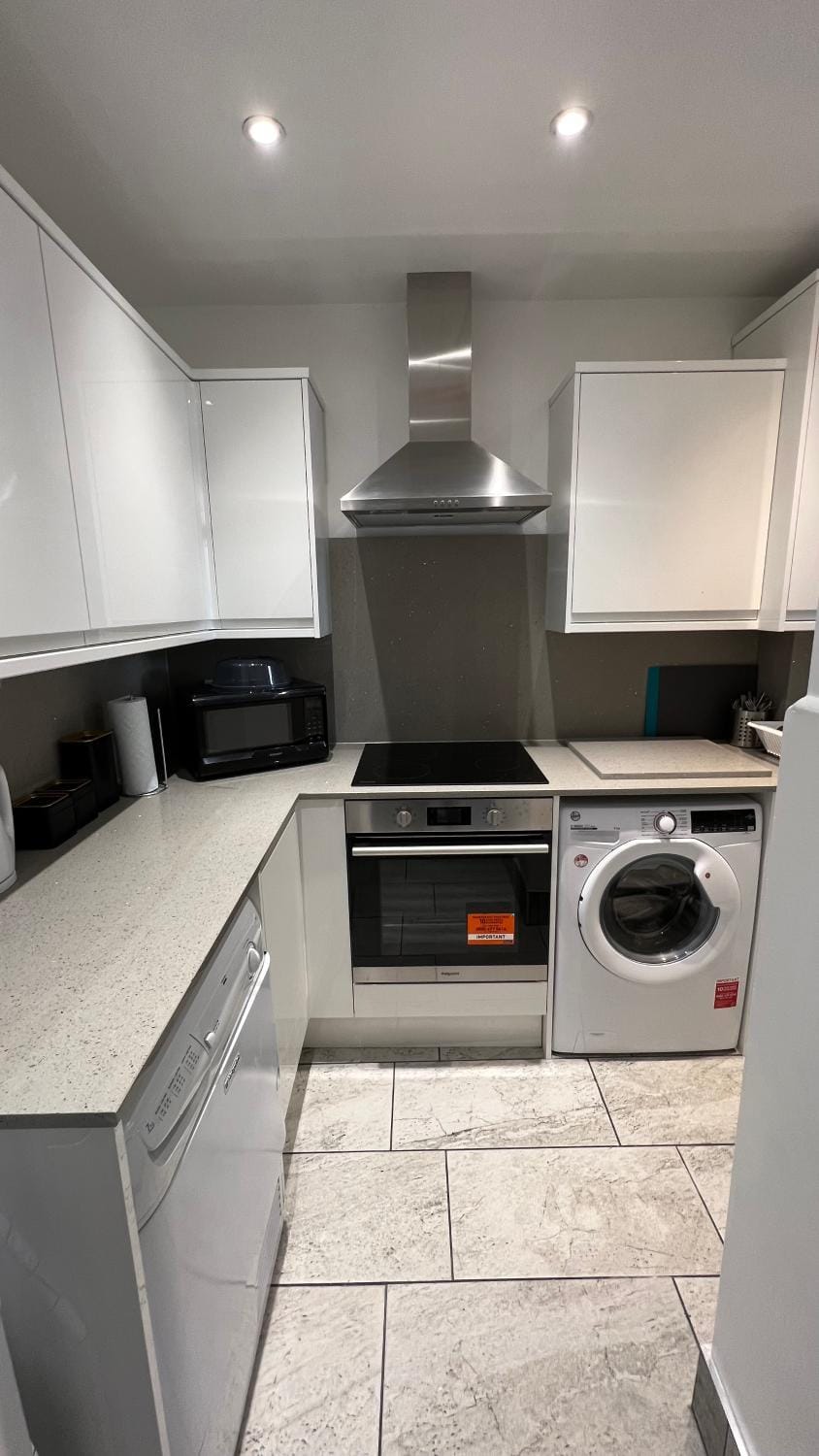 Kitchen or kitchenette, Kitchen or kitchenette, oven, stove, dryer