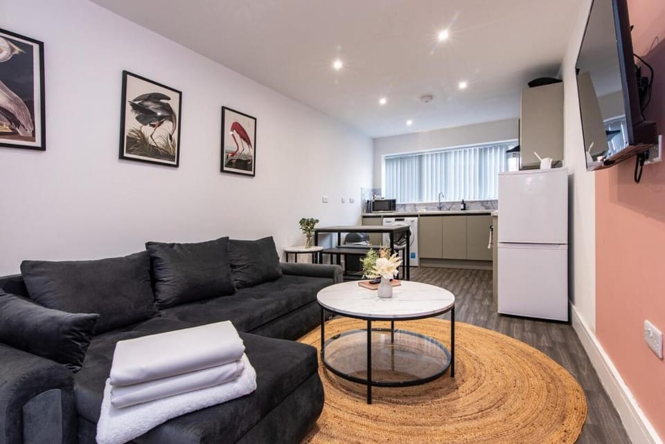 Chapel Street Apartments - Great Transport & Local Amenities Apartment in England