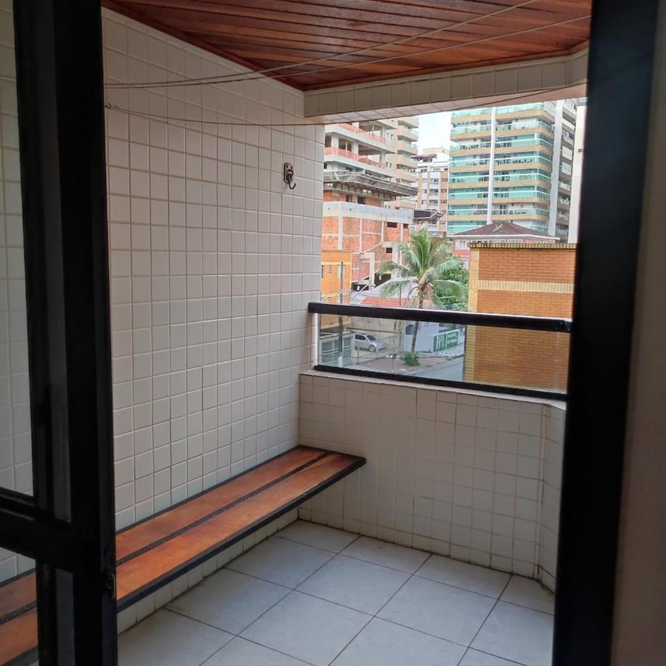 Apartamento 100 metros da praia Apartment in State of São Paulo