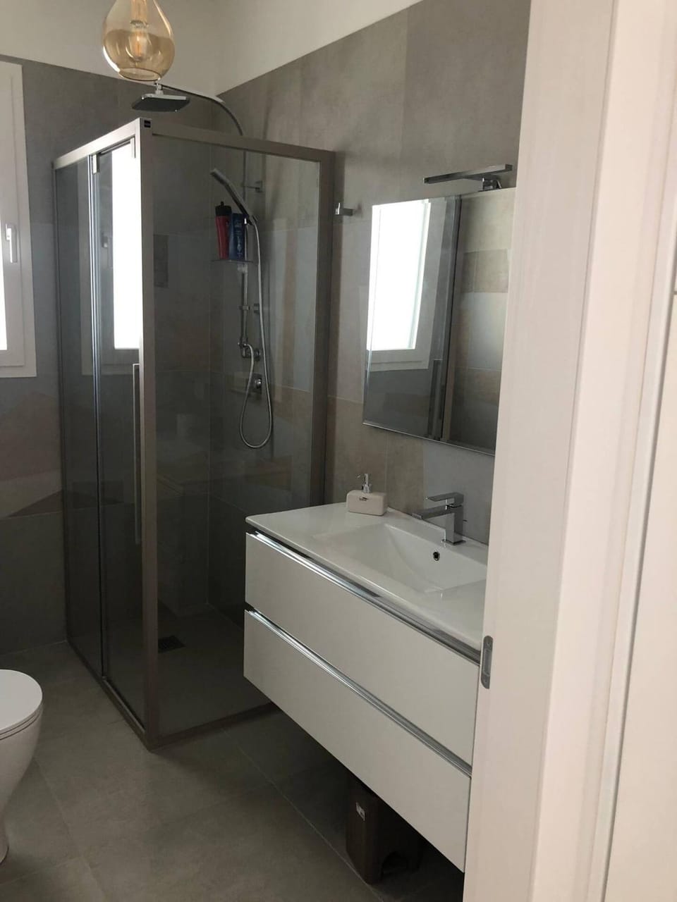 Bathroom, Living room