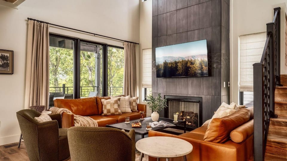 Yang at Reedmont House in Sevierville