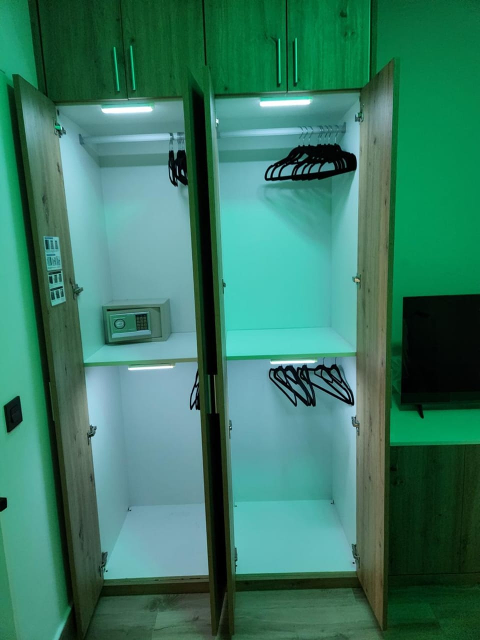 wardrobe