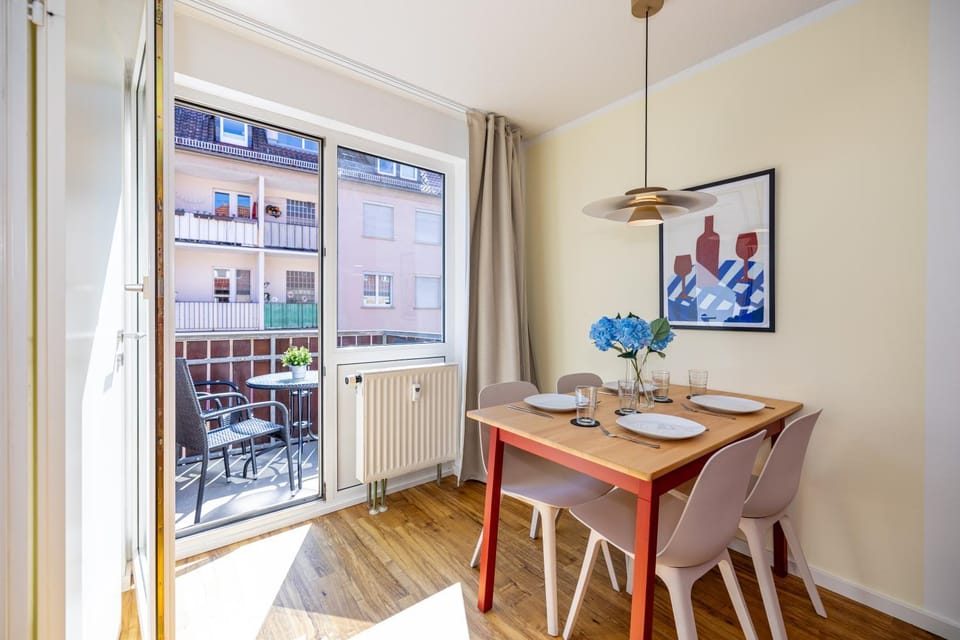Balcony/Terrace, Dining area